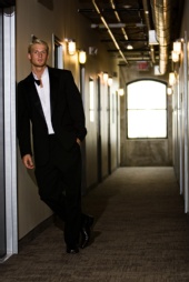 On Display Men - Matt Dubbe