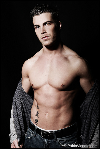 CHRIS HUTT