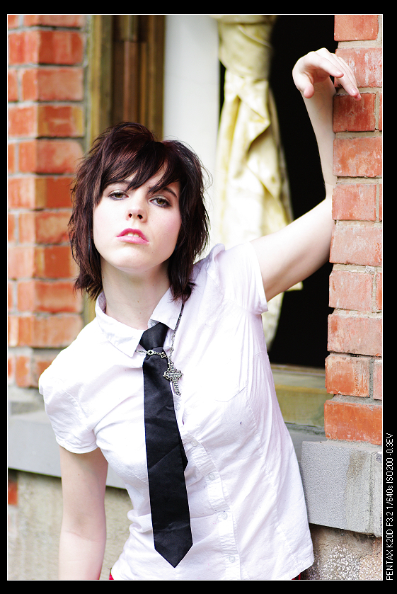 Elisabeth Clothed