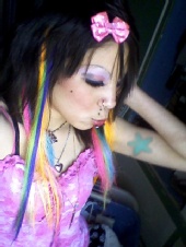 Lesly XCupCakesX -  lolz i dye my hair =D