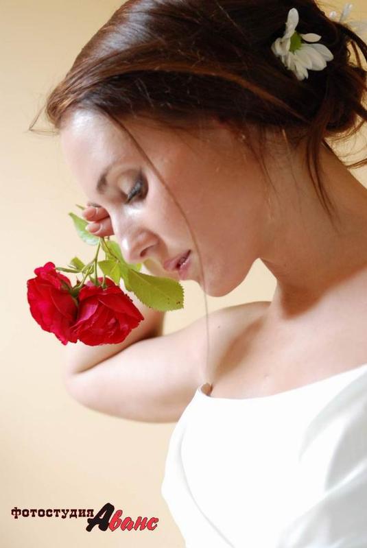 Anna S - ***