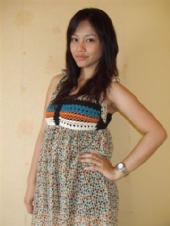 Hannah - whole body shot