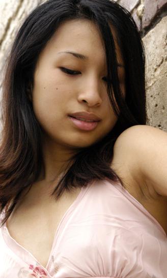 Oanh Nguyen - Up Close