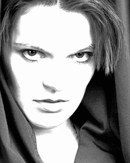 Claudia Weis