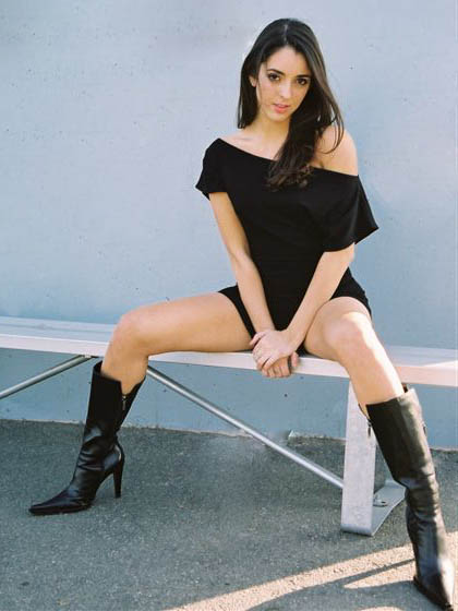 Susy - Boots and Dress