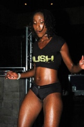 Queen Lioness - Dancing Machine
