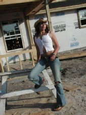 Michelle Carter - Construction-Body Shot