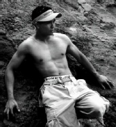 p0pstr2b - Rock in a Hard Place