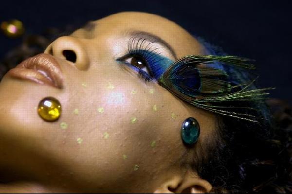 Joanna Lynae - Peacock Make-up