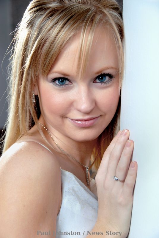 Grace Farmer - Head Shot