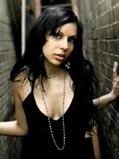 Bella X - Bricks Beauty