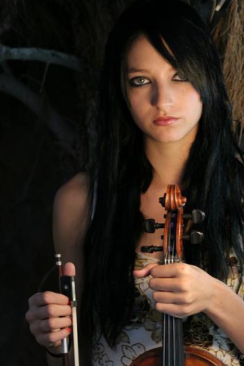 Megan - Violinist