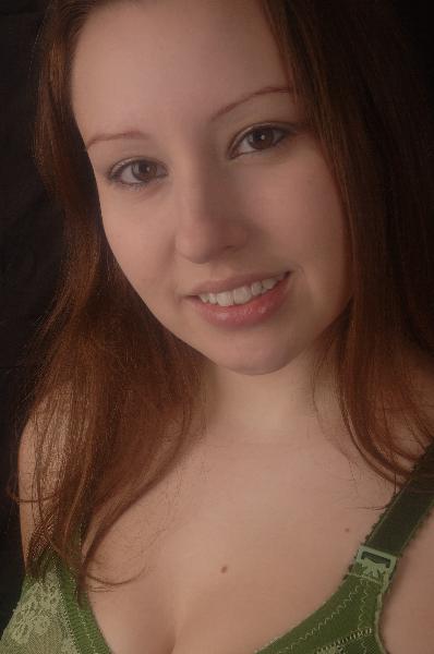 Alexa Rose - Green