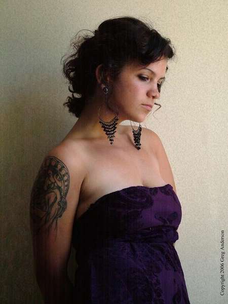 Kriket - purple dress