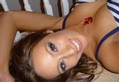 Laura - Casual Current Face Shot 