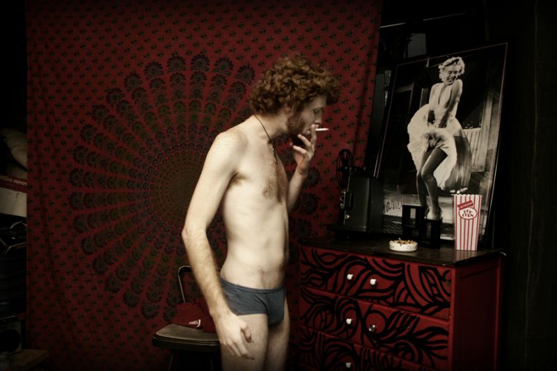 Mor Puddypond - Casey in his Bedroom
