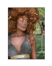 De'Anne Roye - focused