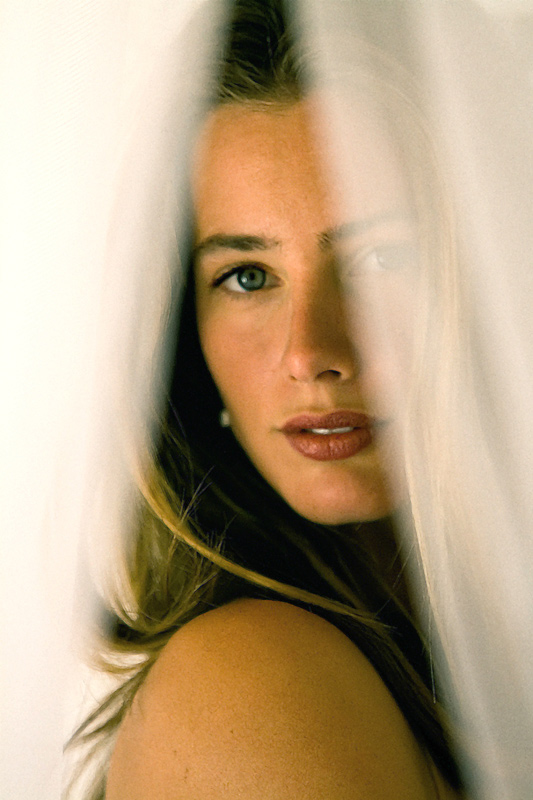 Tamara - through the curtain...