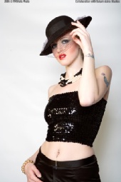 Ashlee-Lynn - Addicted