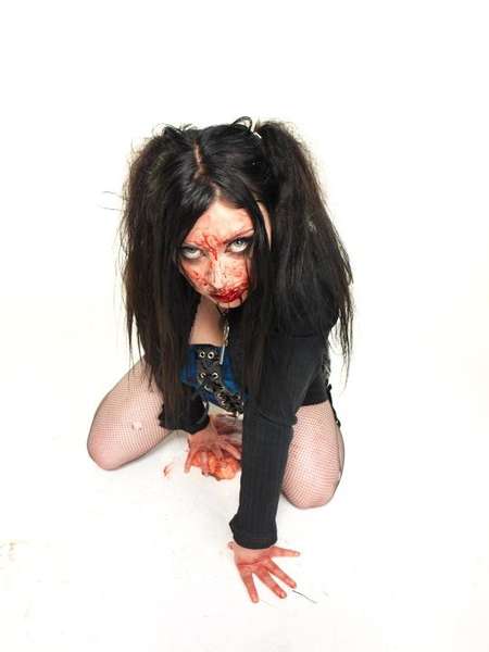 Queenserpentine - heart ...broken