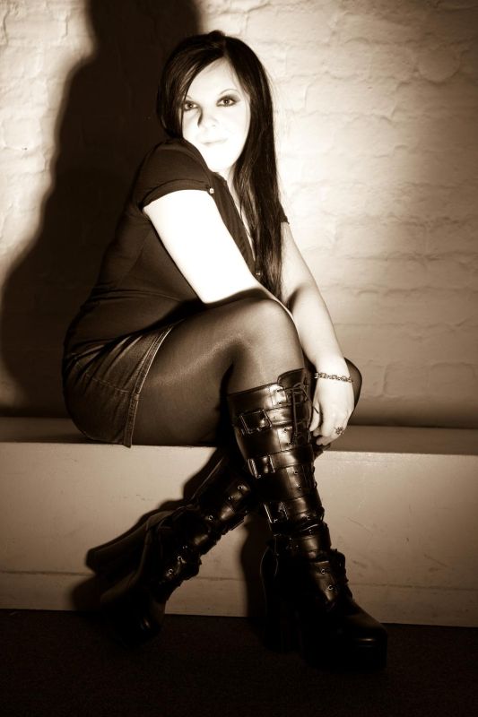 Raevyn - Skirt and boots