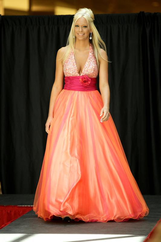 Tiffany Leigh - Mall of the Mainland Fashion Show