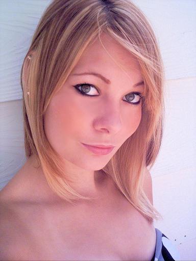 Dee - newer pic of me