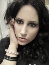 -EM-J- - GOTHIC DOLL