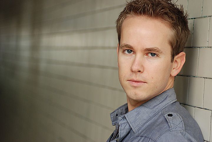 Aaron Hill - Nov '08