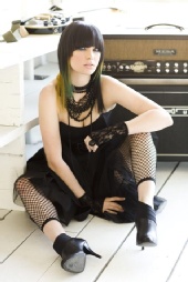Starr Crabtree - intercouffure shoot