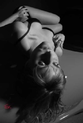 Taylor Rae - Am I wearing the Viper or is the Viper wearing me?