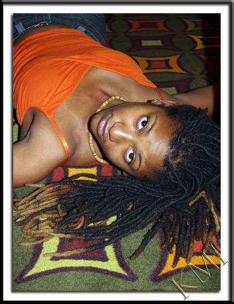 Nina - splash of color