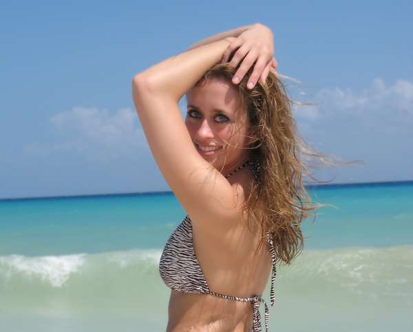 Amber Harrison - Amber in Playa Del Carmen