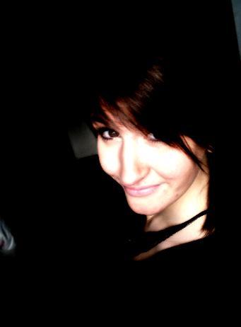 Sammie - Headshot