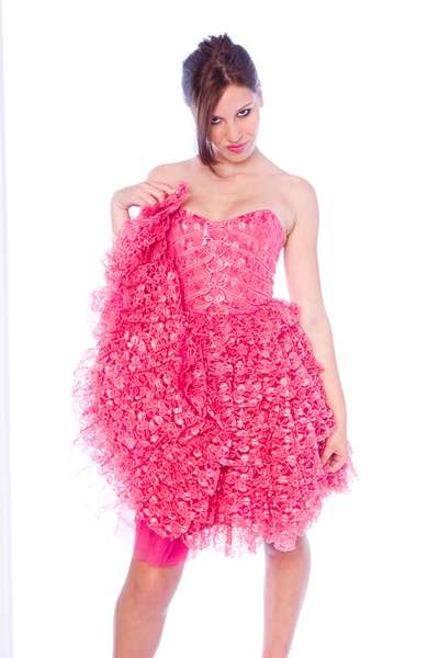 Ronnie - Kelly Clarkson wore this dress, who looks better?