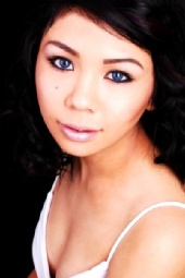 Tree - Blue contacts