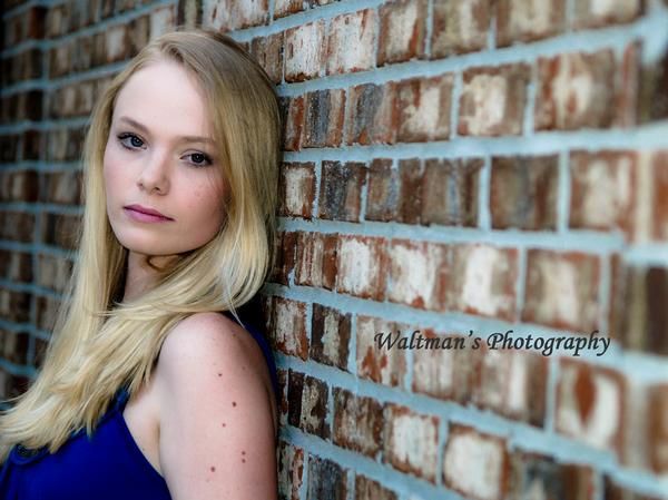 Chelsea Melissa - brick wall