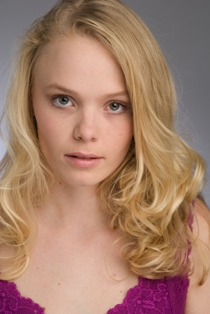 Chelsea Melissa - Ritch Ton Photography