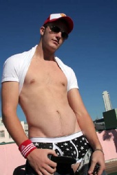 christian wilde - Front shot
