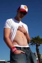 christian wilde - Front shot