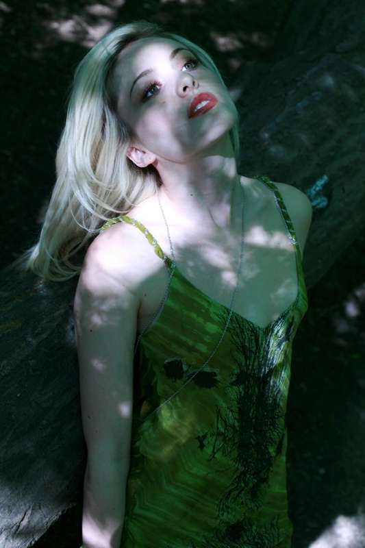 Faye T