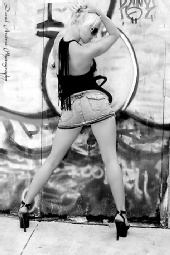 Bernadett - EnCircled
