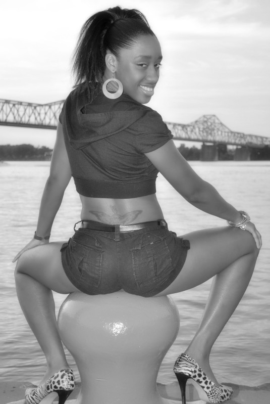 Tanesha - Sitting on the Dock of the Bay