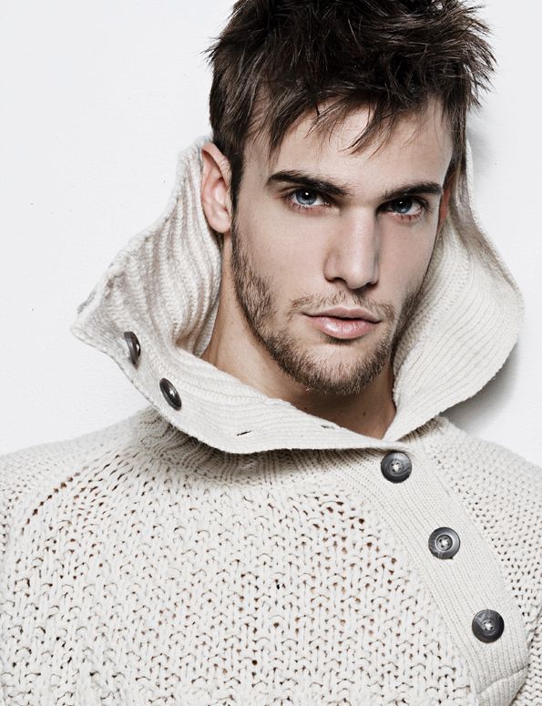 aliflago - headshot straight