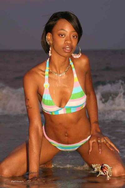 DeeDee J