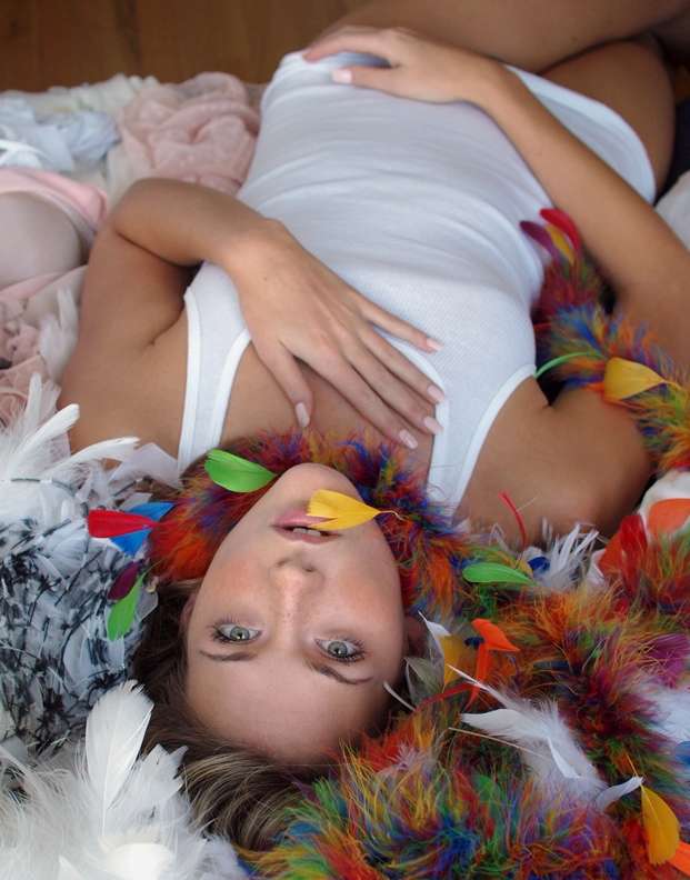 Mandaw147 - Feathers