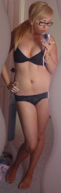 Nicholette Averie - Unedited body shot... for your convenience