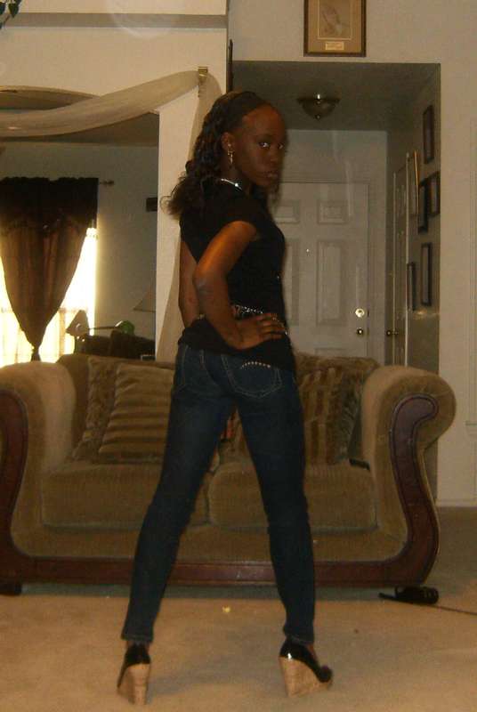 Shay - TyRA MOMENT