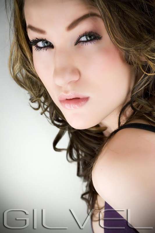 DEZi BOO - GILVEL PHOTOGRAPHY