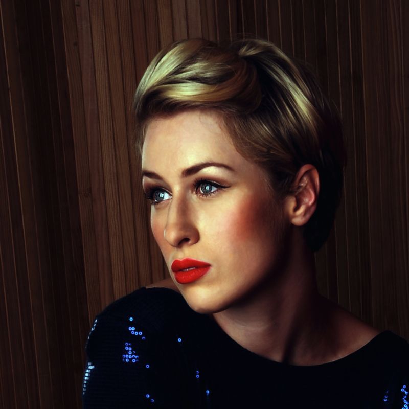Emily - Em
